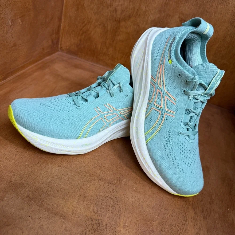 ASICS GEL-Nimbus 26 Running Shoes Womens Size 9 Light Celadon Sneaker 1012B601